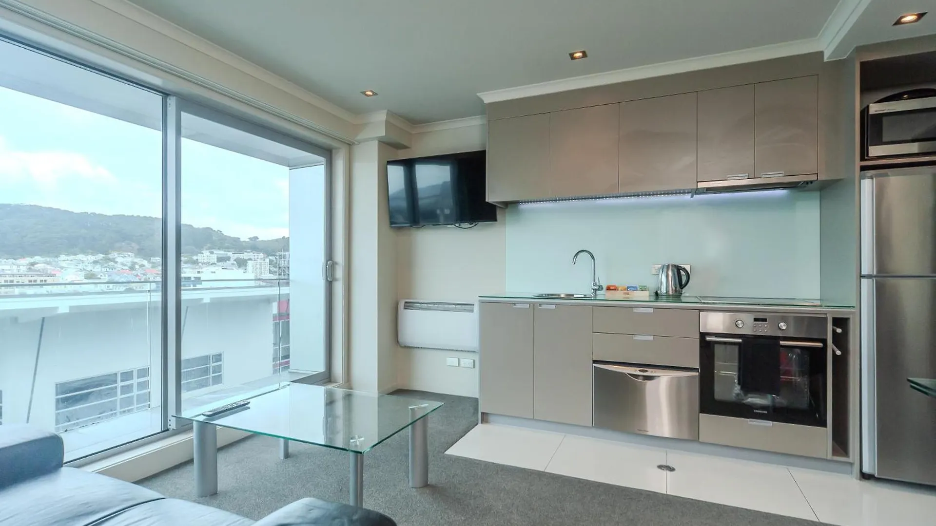 ****  70 Tory Aparthotel Wellington New Zealand